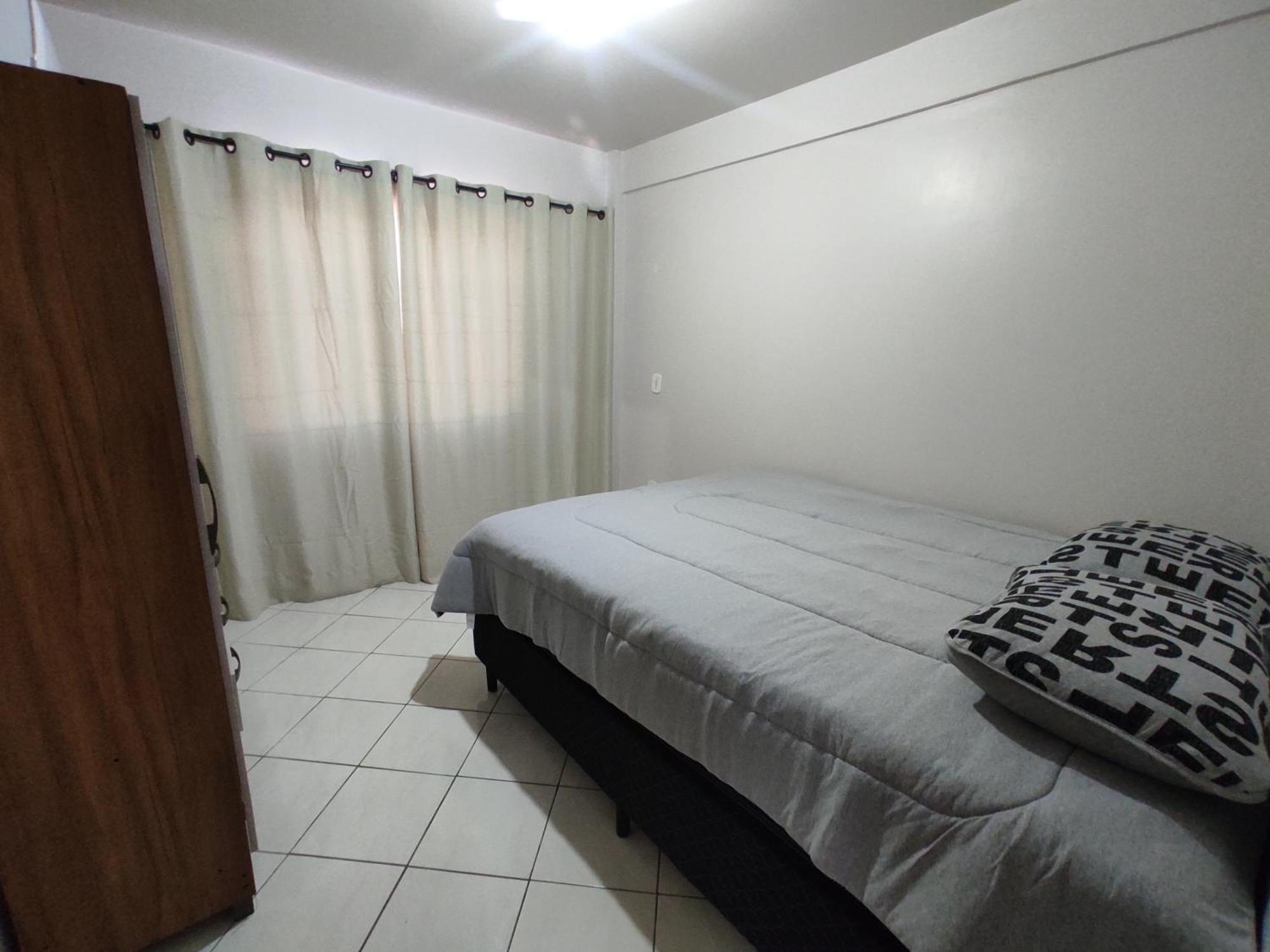 Com Mobilia Nova 302 Apartment
